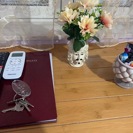 Bb Dante Bed & Breakfast Месина Екстериор снимка
